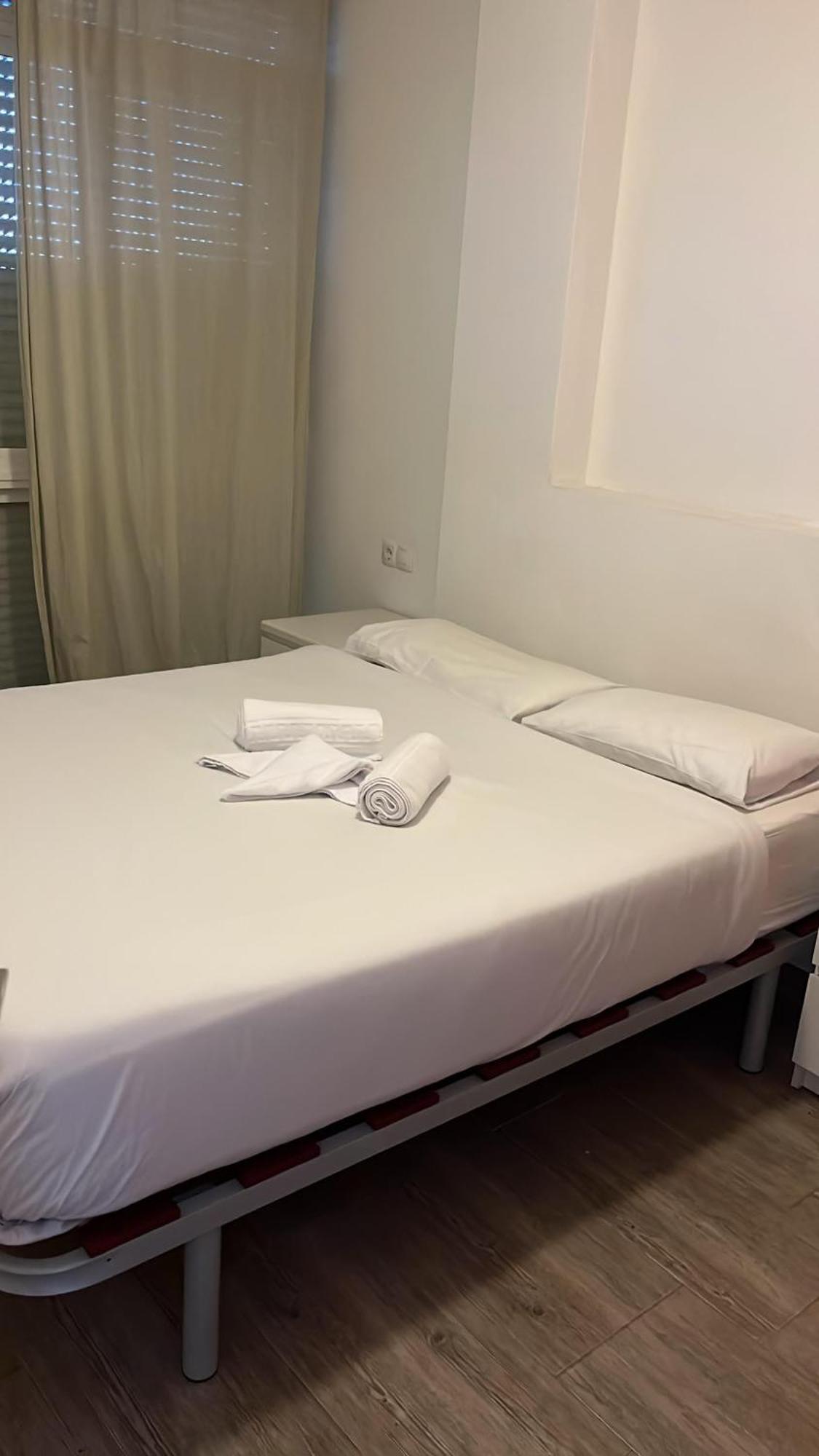 Bonito Apartamento Cerca Del Puerto Málaga Exterior foto